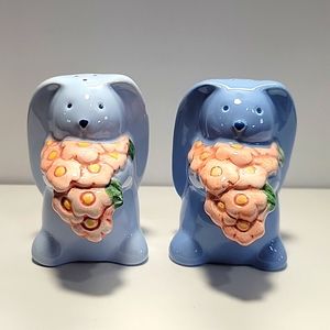 SALT & PEPPER SHAKERS Avon Springtime Bunny Collection